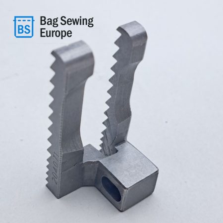 Newlong Industrial Japan 204071 Feed Dog for NP3ii 2 thread sewing machine - Image 3