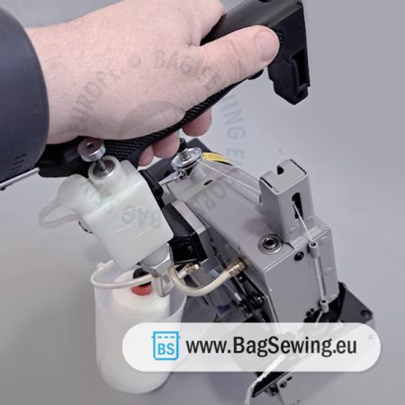 Newlong Industrial NP-7H (Horizontal) Portabe Bag Sewing Machine - Image 3